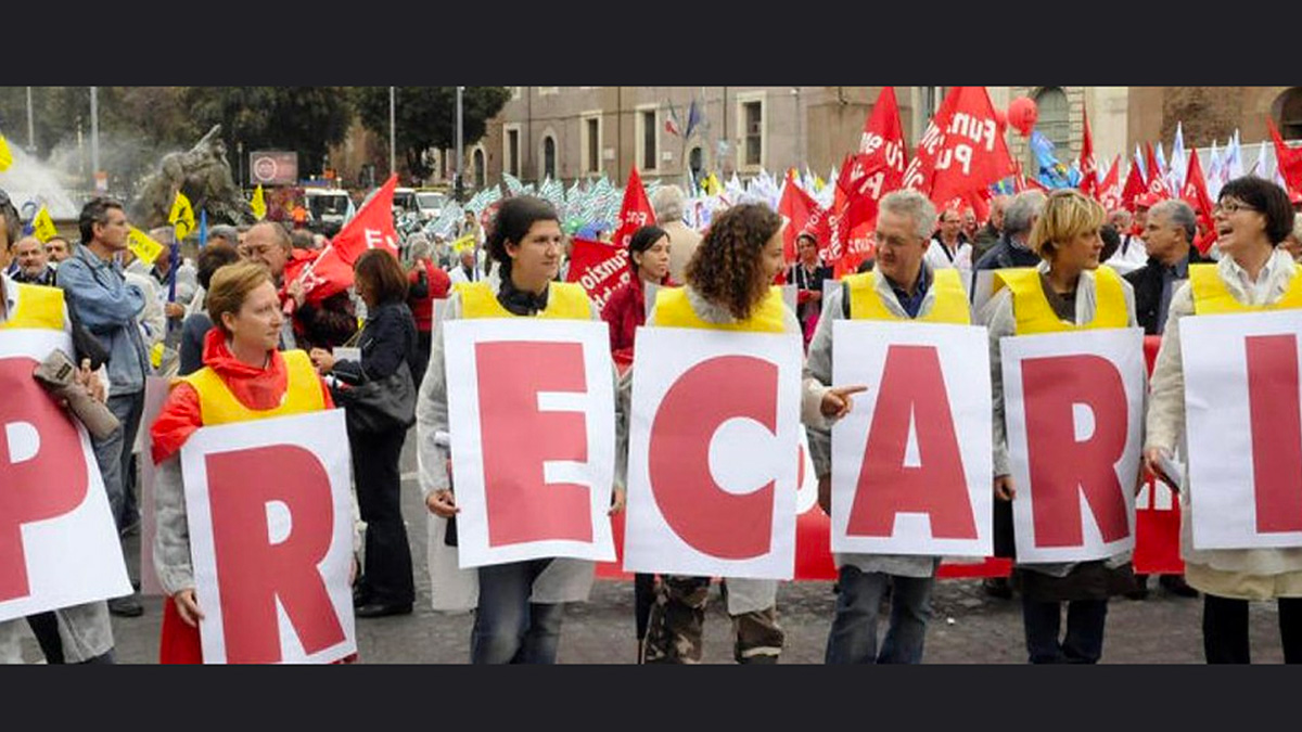 prof-precari Scuola, un professore su quattro è precario: al nord la situazione più grave