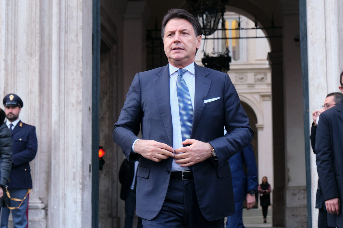 Crisi, Conte dà a Draghi la colpa della crisi: "Non eravamo contro la fiducia ma lui ha scelto un percorso diverso"