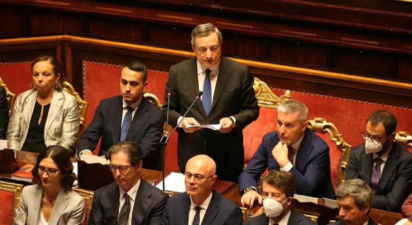 Draghi ha di fatto chiesto pieni poteri: comunque vada la politica ne uscirà immiserita