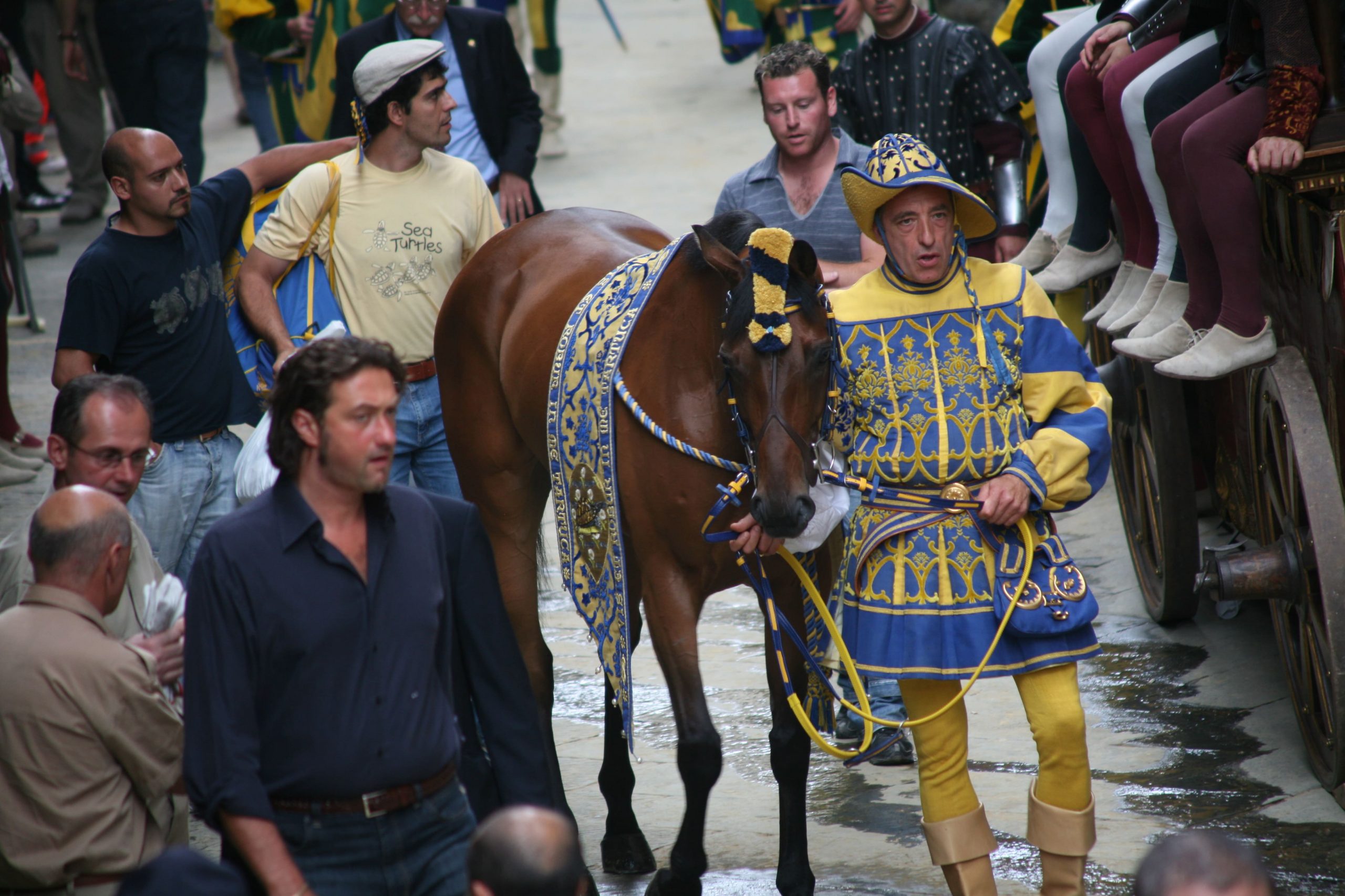 Siena: breve guida al 'forestiero avvertito' per gustare i giorni del Palio