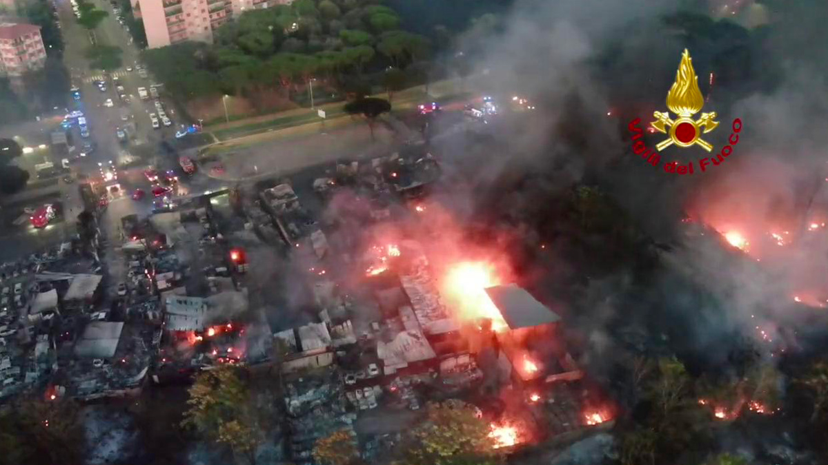 Incendi a Roma, a Centocelle valori di diossina nell'aria ampiamente oltre i limiti