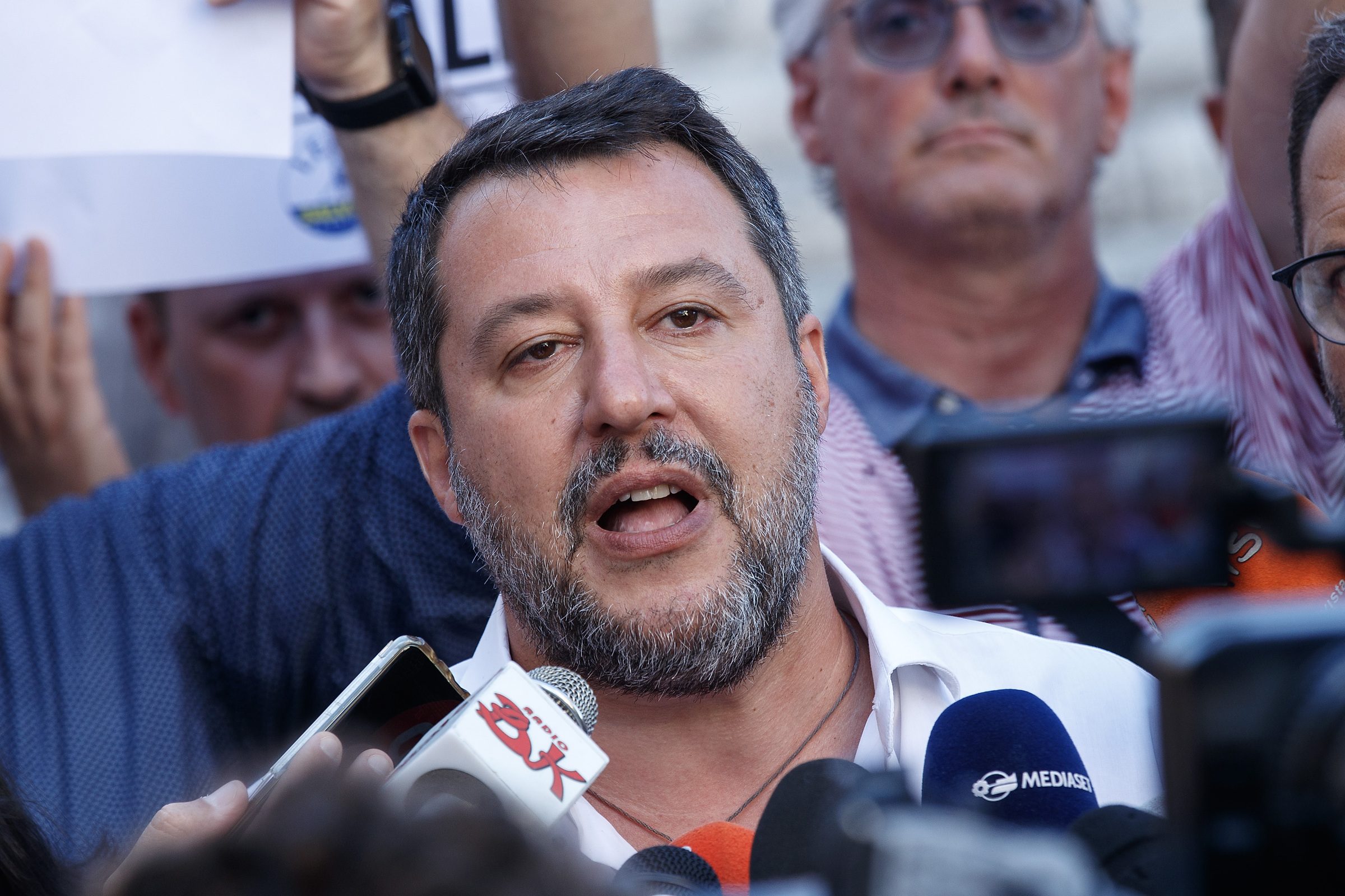 Salvini continua a prendersela con i poveri: "Togliendolo ci paghi quota 41"