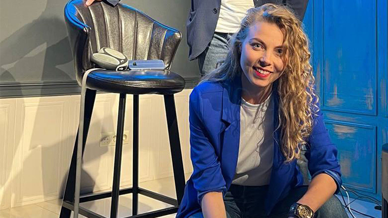 La dissidente Helga Pirogova fugge in Georgia: rischiava il carcere per aver "parlato male" dell'esercito russo La dissidente Helga Pirogova fugge in Georgia: rischiava il carcere per aver "parlato male" dell'esercito russo
