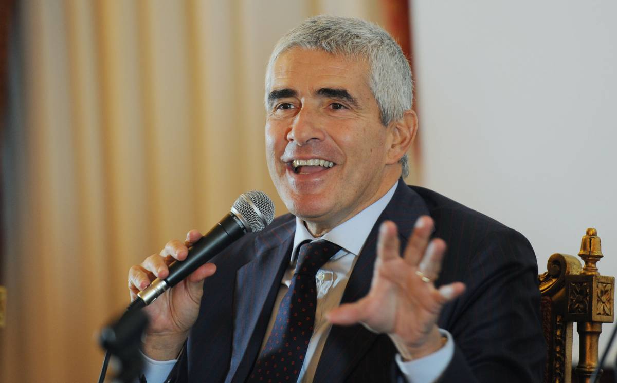 Casini: "Io via dal Pd? Prima del de profundis per Elly Schlein aspettiamo le europee..."