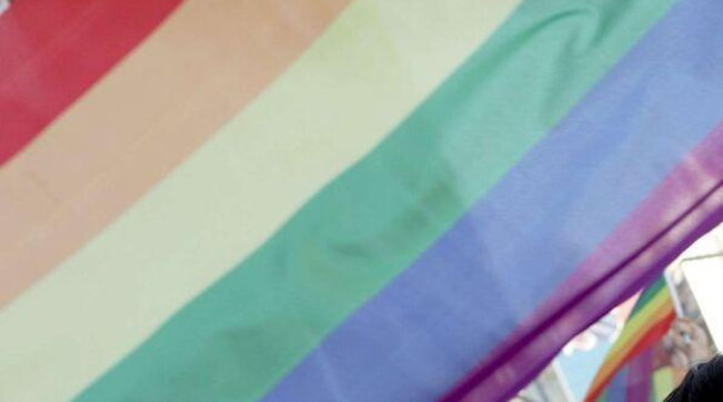 Omofobia a Sperlonga: due ragazze aggredite per essersi baciate
