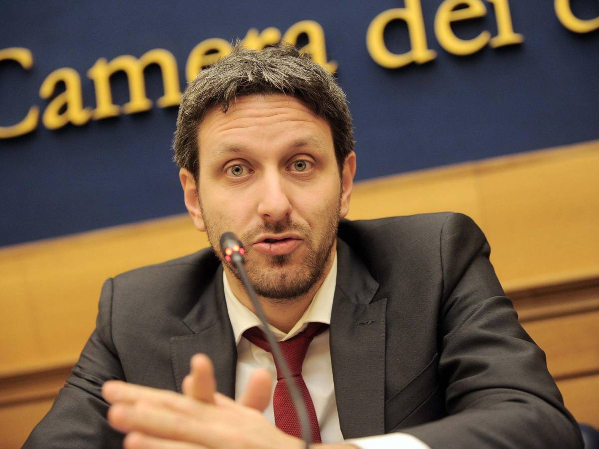 Paglia (Avs): "Il governo è una farsa, in un anno ha bloccato la crescita dell'Italia"