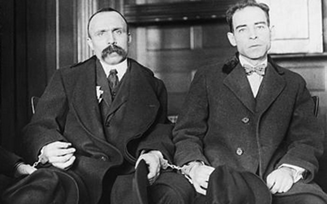 In memoria di Sacco e Vanzetti, uccisi dal potere razzista perché anarchici e italiani