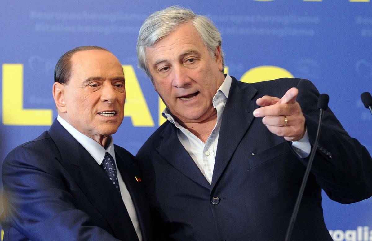 Ucraina, Tajani a Bruxelles: "Non abbiamo parlato dell'invio dei caccia a Kiev"