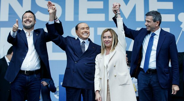 Il Centrodestra chiude la campagna elettorale: "Al governo per 5 anni"