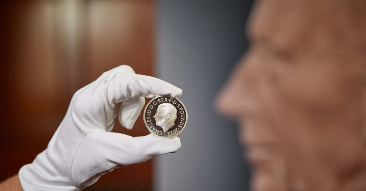 moneta-carlo-III Carlo III finisce sulle Sterline: svelata la nuova moneta con l'effigie del Re