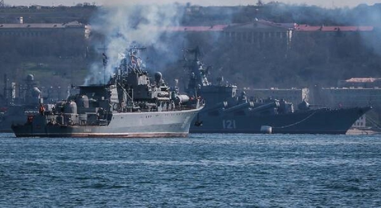 navi-guerra-cina-russia Russia e Cina, le navi da guerra pattugliano il Pacifico: esercitazioni congiunte per le due Potenze