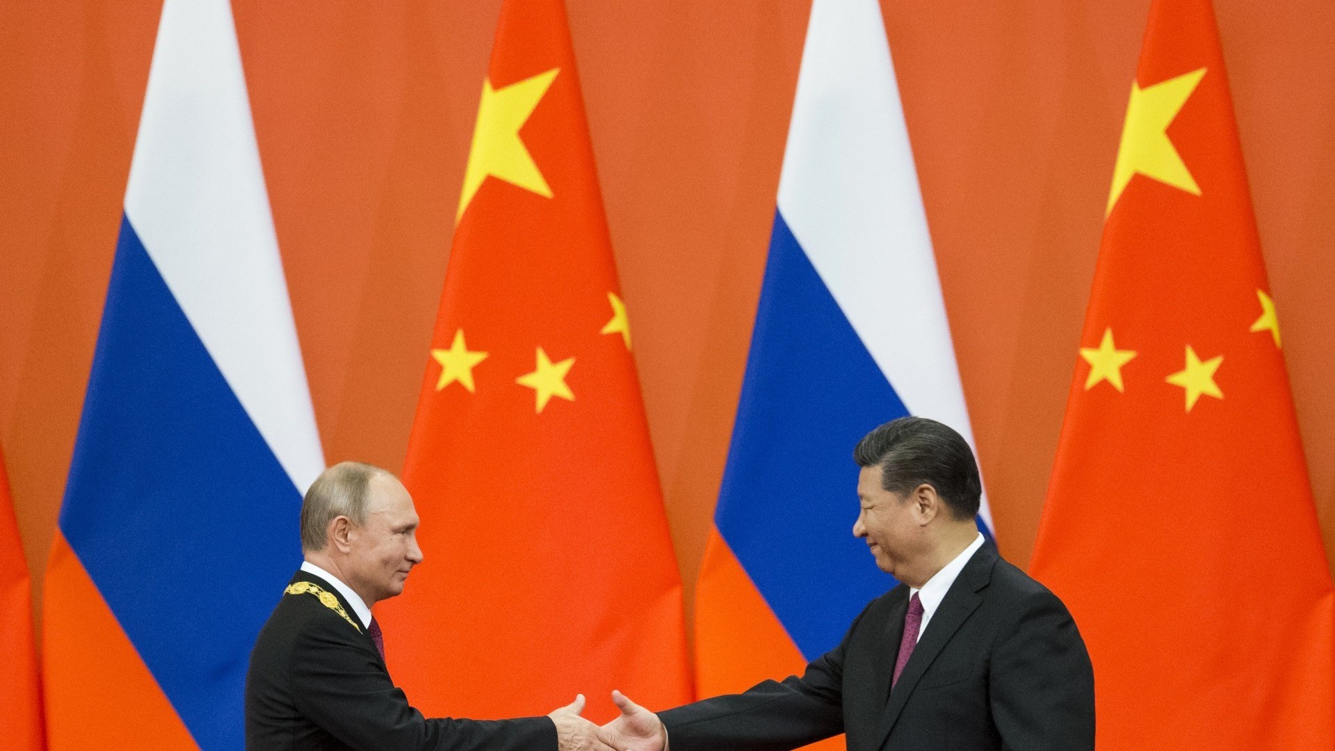 putin-xi-jinping L'ignavo Xi Jinping parla per quasi due ore e non cita mai la guerra russa di Putin