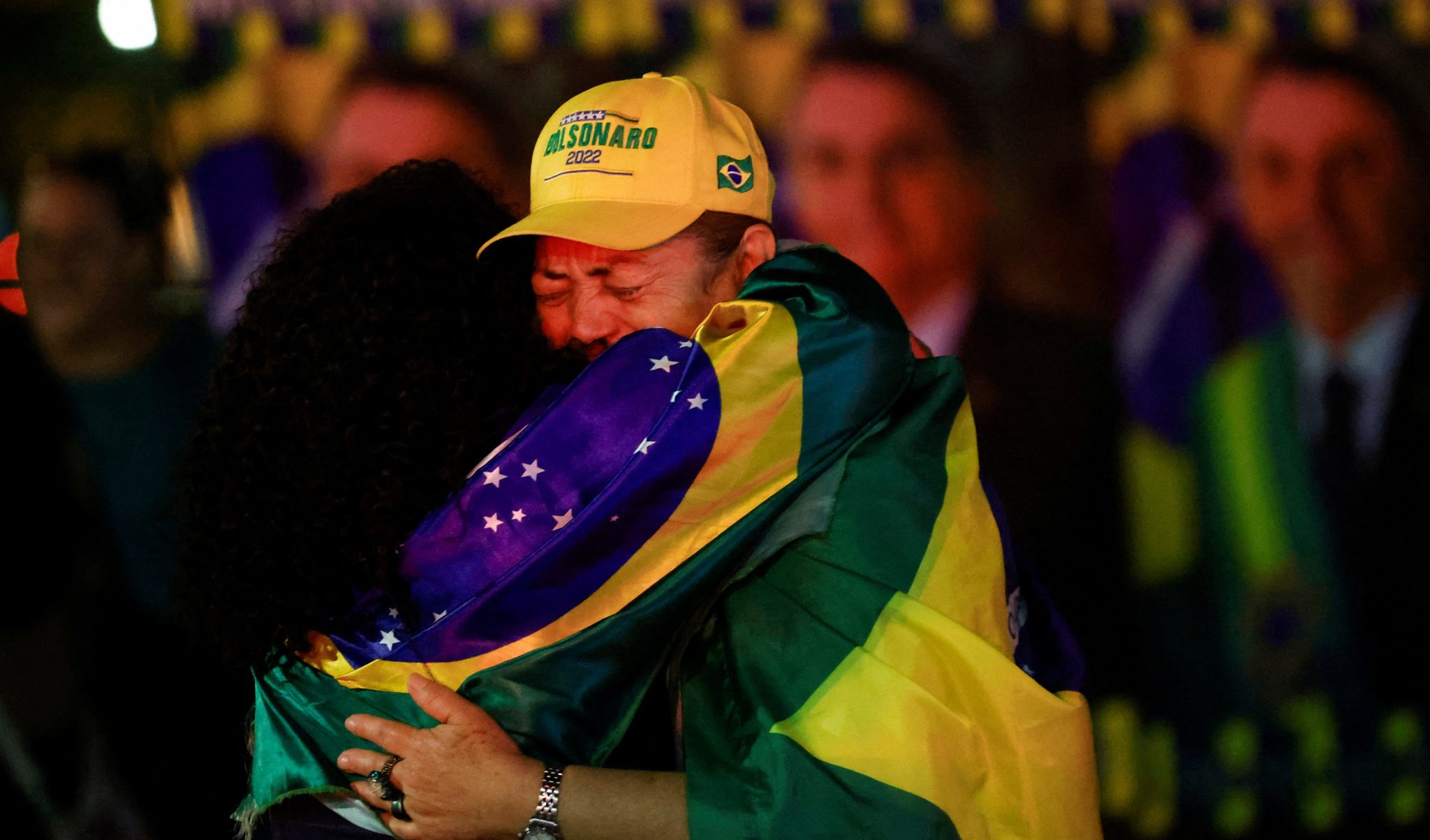 Così per un giorno il Tg2 è diventato tele-Bolsonaro