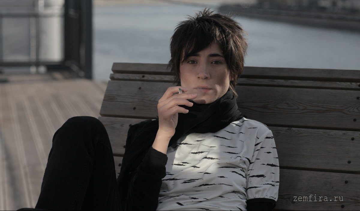 La cantante russa Zemfira Ramazanova si dissocia dalla guerra di Putin: "Il mio paese la fermi" La cantante russa Zemfira Ramazanova si dissocia dalla guerra di Putin: "Il mio paese la fermi"
