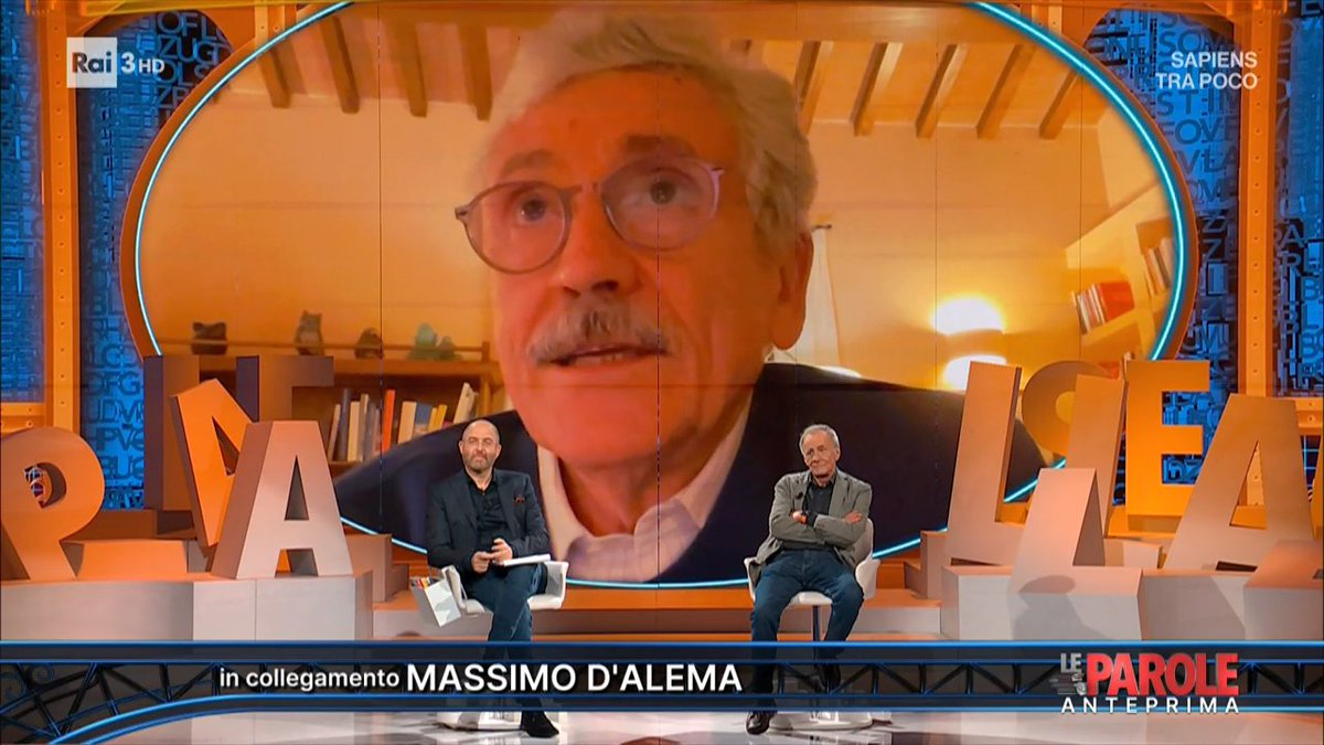 D'Alema: "La politica viene demolita da tanti anni e ora viviamo tra le macerie della democrazia"