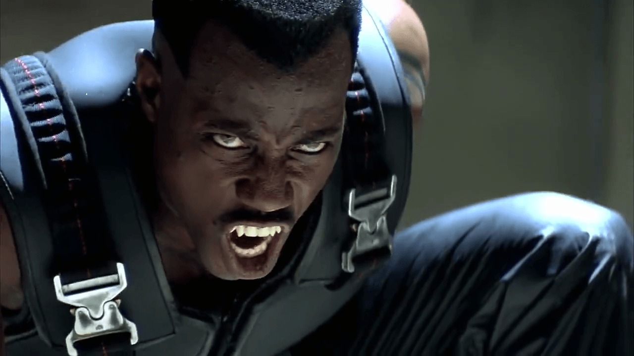 blade-snipes "Blade", questa sera alle 23.25 su Italia 1: la trama del primo storico episodio della saga