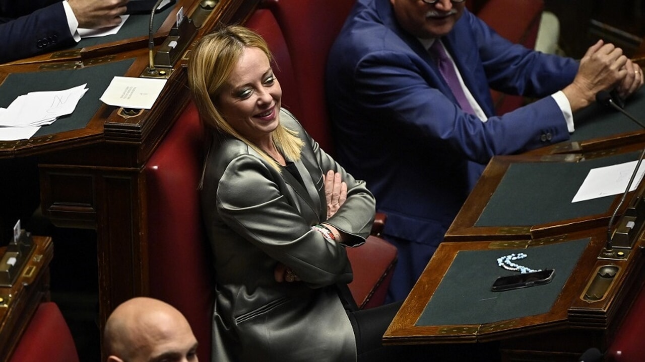 Meloni: non basta una donna al comando per cambiare il paese