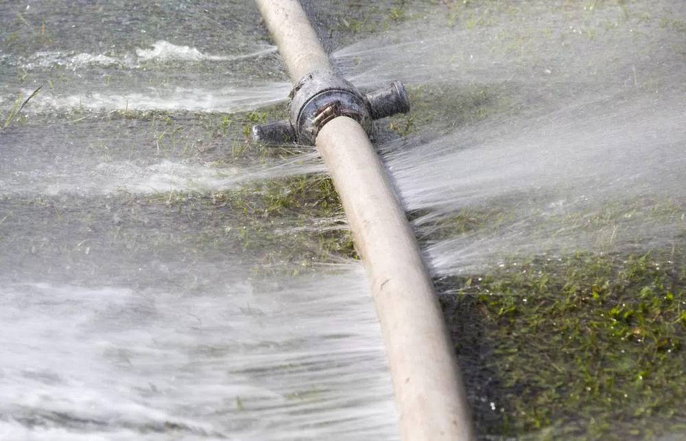 Alcuni quartieri di Kiev sono al buio e l'80% cittadini non ha acqua in casa