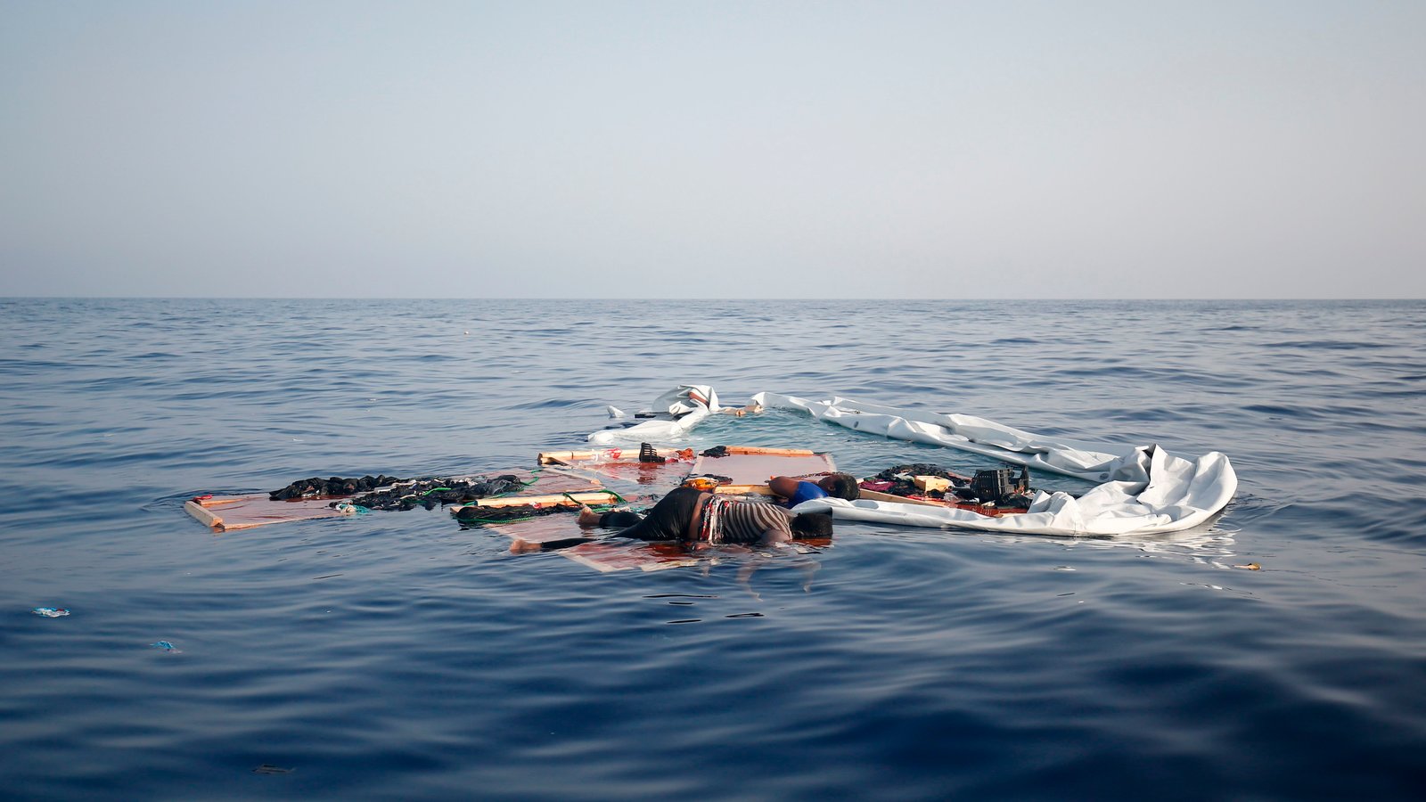Naufragio, Sea Watch accusa il governo e pubblica gli audio: "Ci hanno attaccato in faccia"
