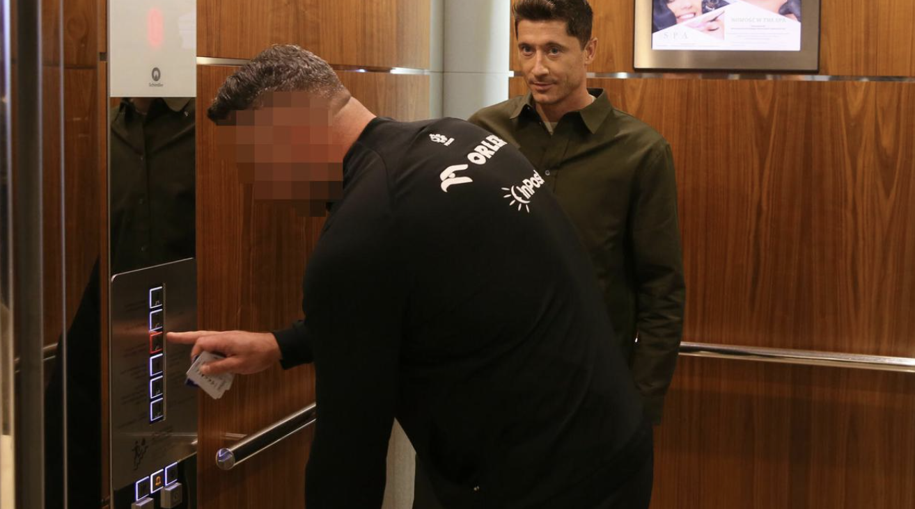 Qatar, la guardia del corpo di Lewandowski è nazista: la nazionale polacca lo sospende