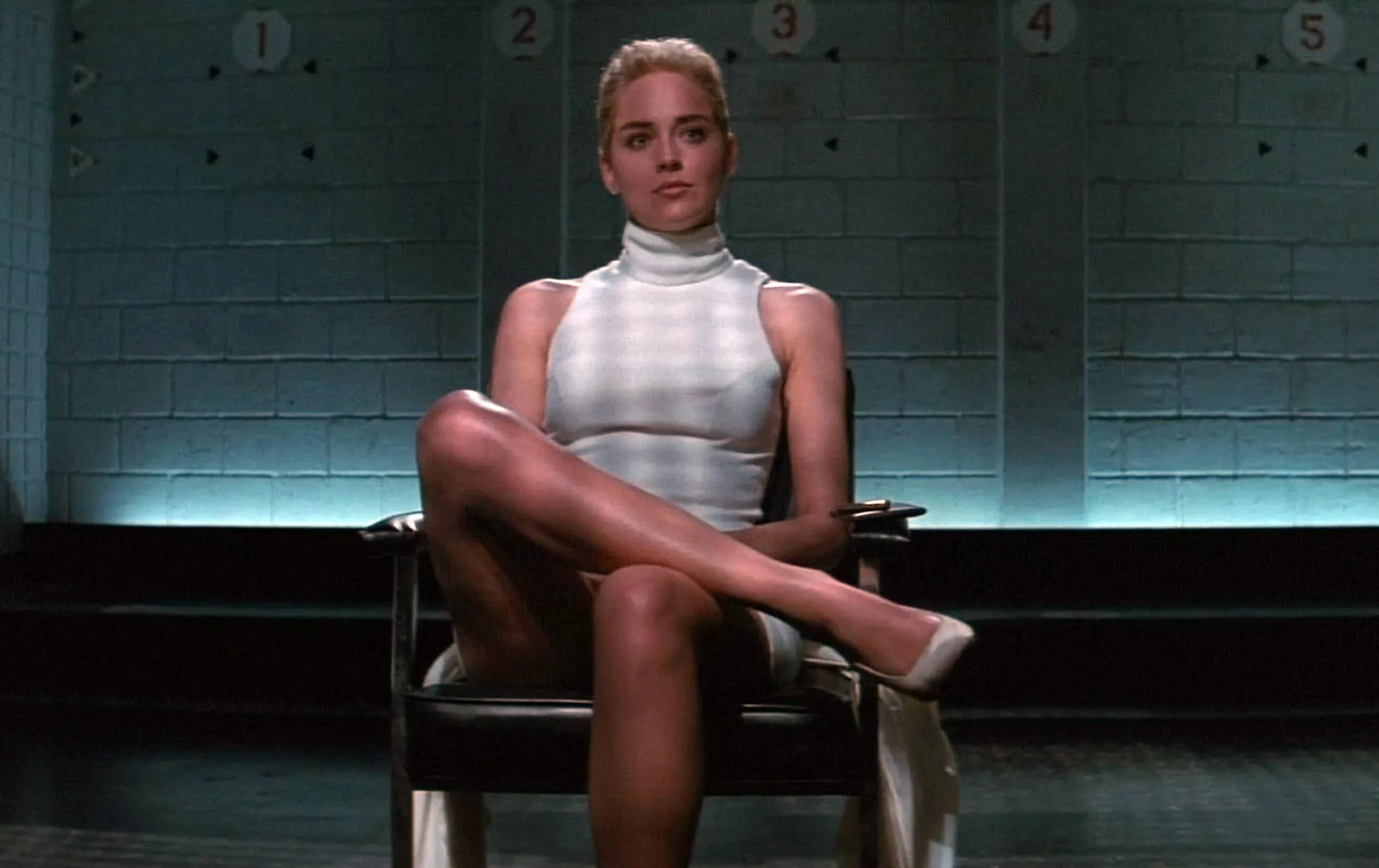 basic-instinct "Basic Instinct", questa sera alle 21.15 su Iris: la trama dello storico film con Sharon Stone