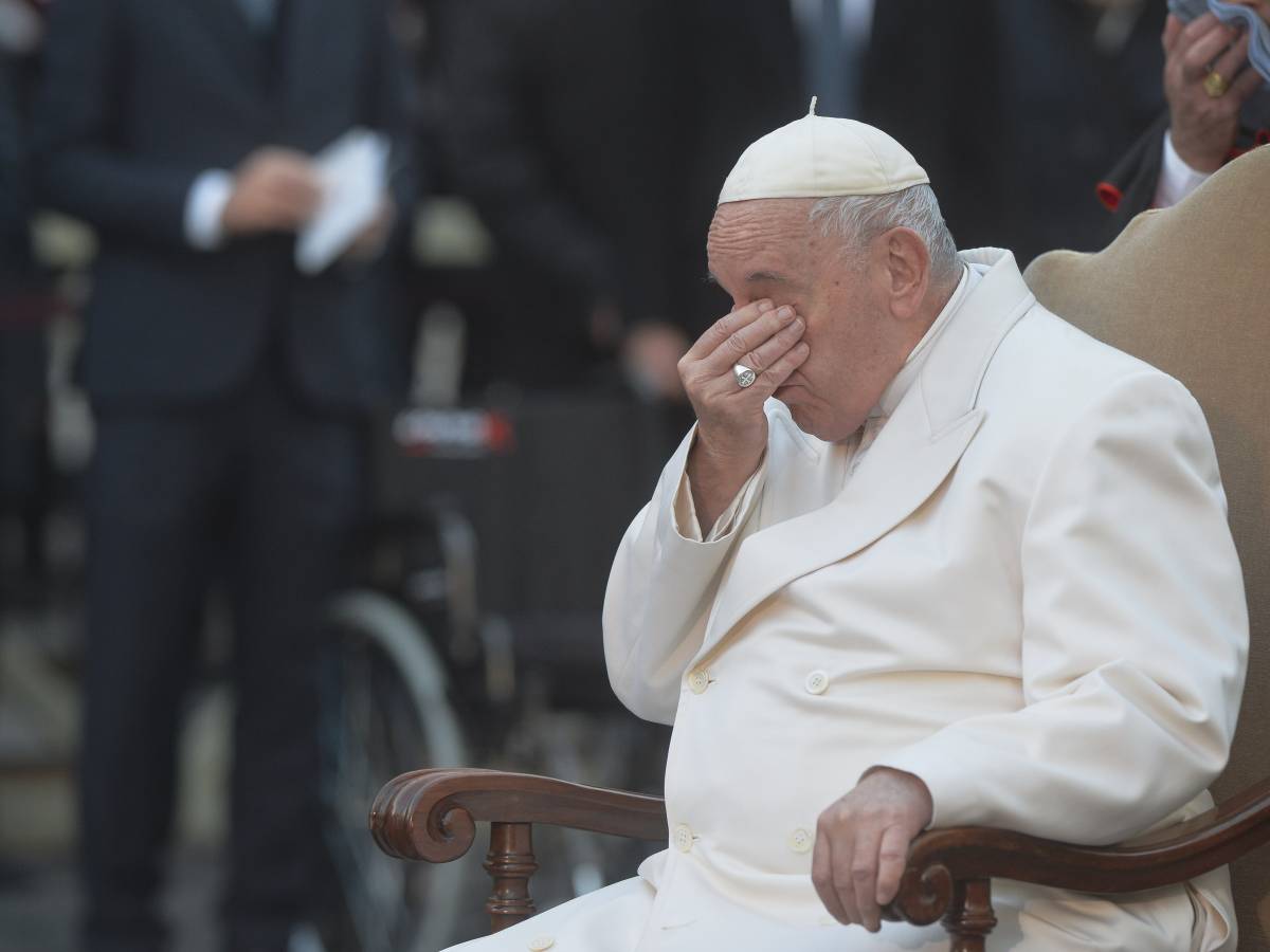 Il dolore del Papa: "La guerra in Ucraina è una sconfitta per l'umanità intera"