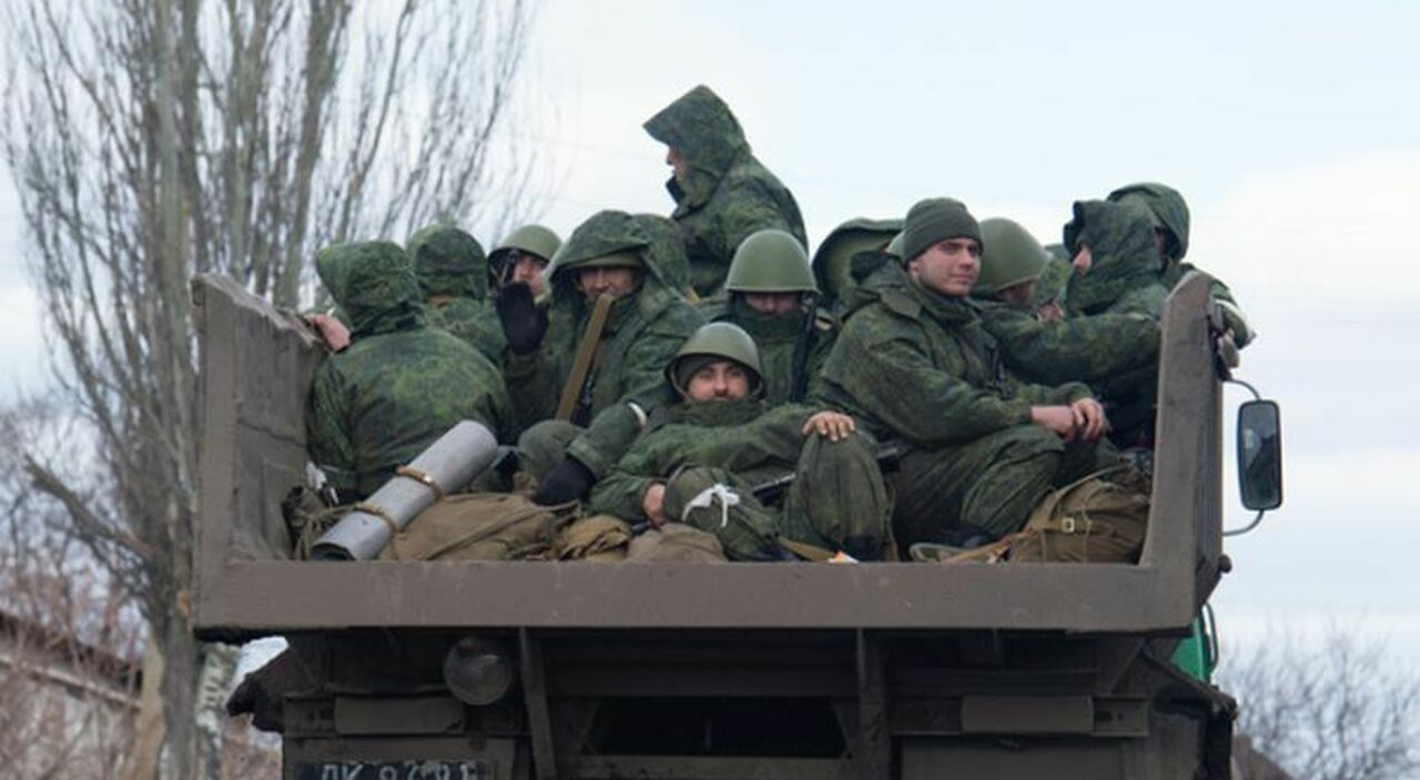 Gli Stati Uniti: "La Russia in Ucraina usa tattiche simili agli jihadisti dell'Isis"