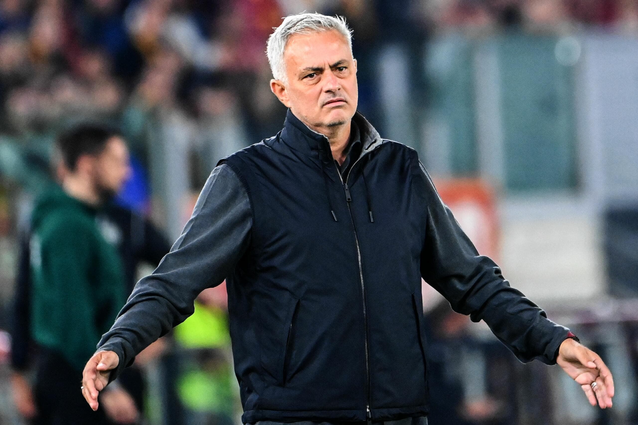 Mourinho lascia la Roma? La prossima settimana gli sarà offerta la Nazionale, ma i Friedkin non mollano...