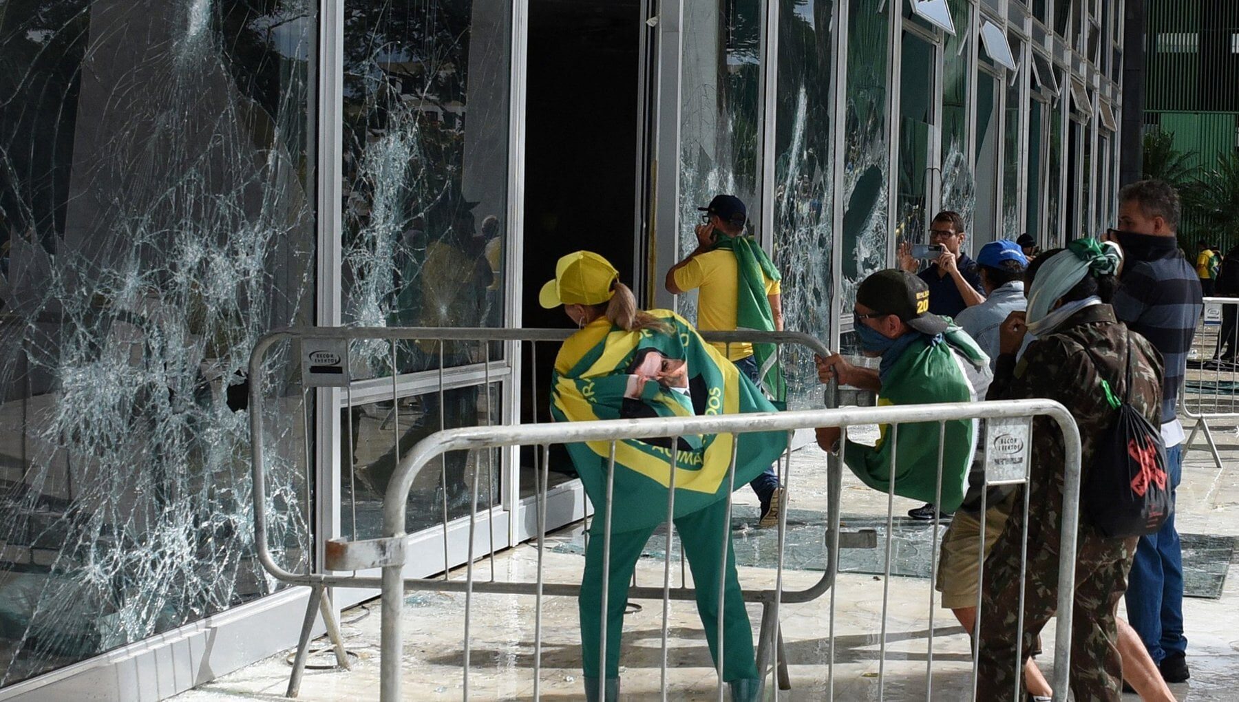 Assalto al congresso brasiliano: condannato a 17 anni il primo golpista 'bolsonariano'