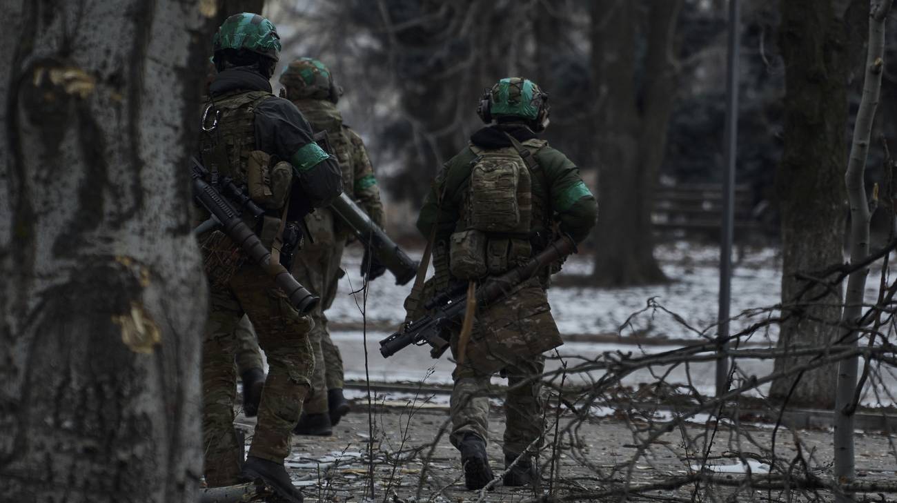 Ucraina: la guerra che non può finire perché è “teatro di guerra”