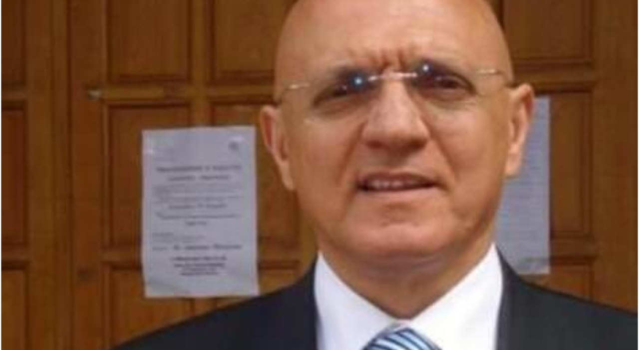 Tumbarello, il medico indagato per Messina Denaro si candidò con l'Udc che appoggiava Cuffaro Tumbarello, il medico indagato per Messina Denaro si candidò con l'Udc che appoggiava Cuffaro