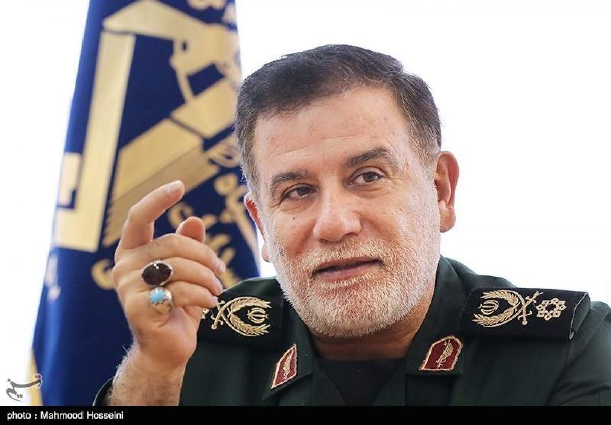 Iran, le guardie rivoluzionarie: "Per rovesciare la repubblica islamica dovete attraversare un mare di sangue"