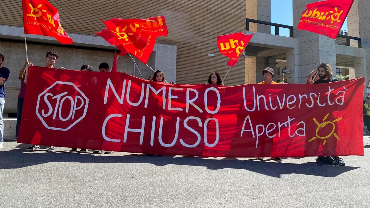 Medicina, via il numero chiuso? Una commissione sta studiando la proposta