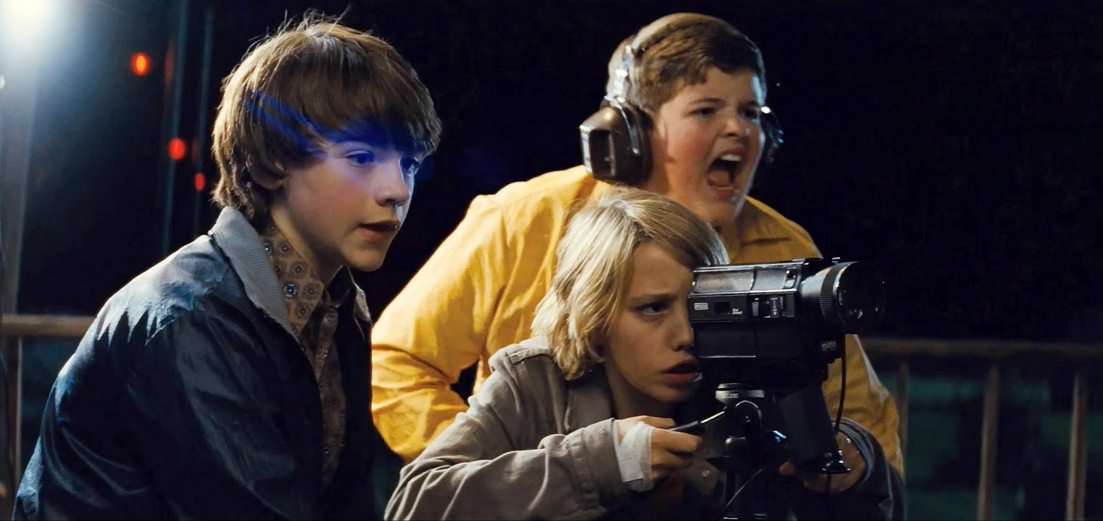 super-8-abrams "Super 8", alle 21.30 su Tv8: ecco la trama del film di J. J. Abrams