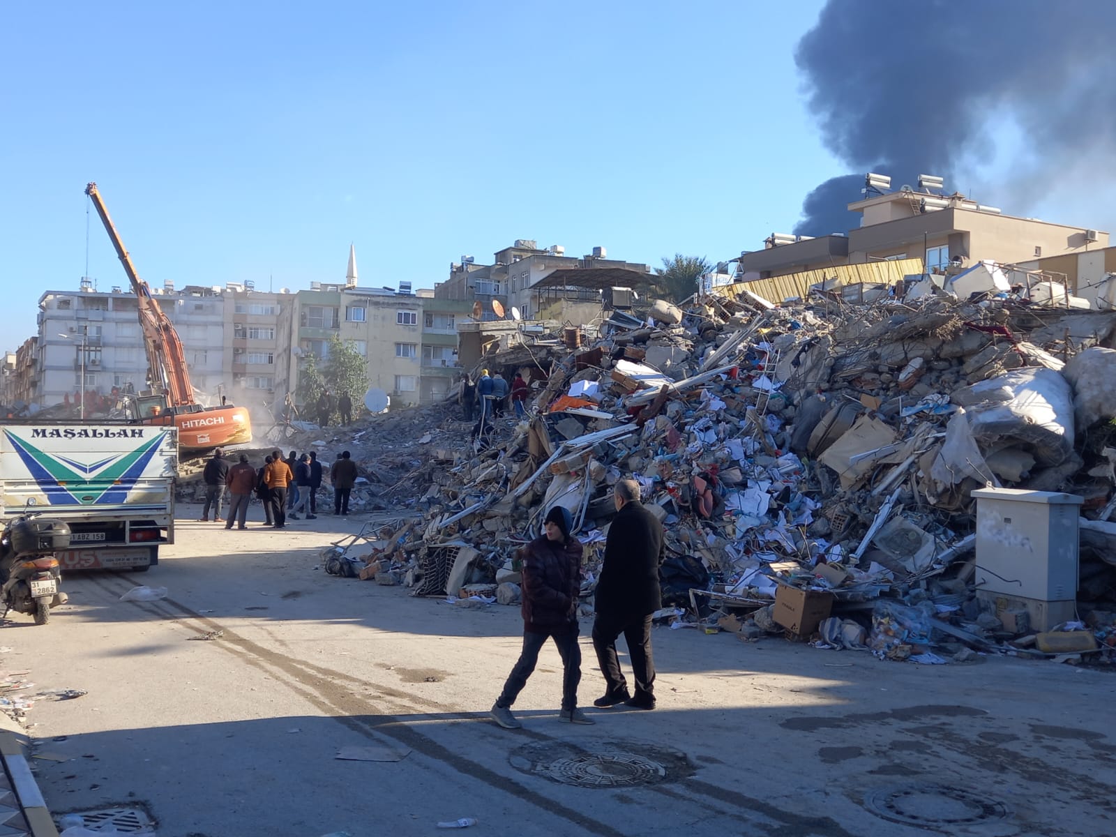 Terremoto in Siria e Turchia, oltre 41mila morti. Assad finalmente riapre i valichi tra i due Paesi per gli aiuti