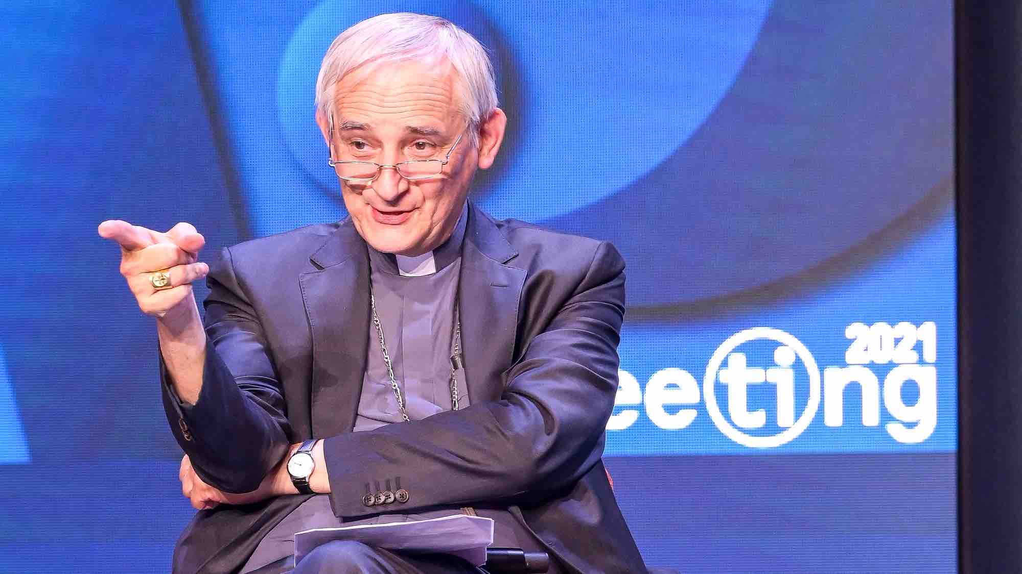 Zuppi: "La chiesa è un popolo unito che accoglie tutte le etnie" Zuppi: "La chiesa è un popolo unito che accoglie tutte le etnie"