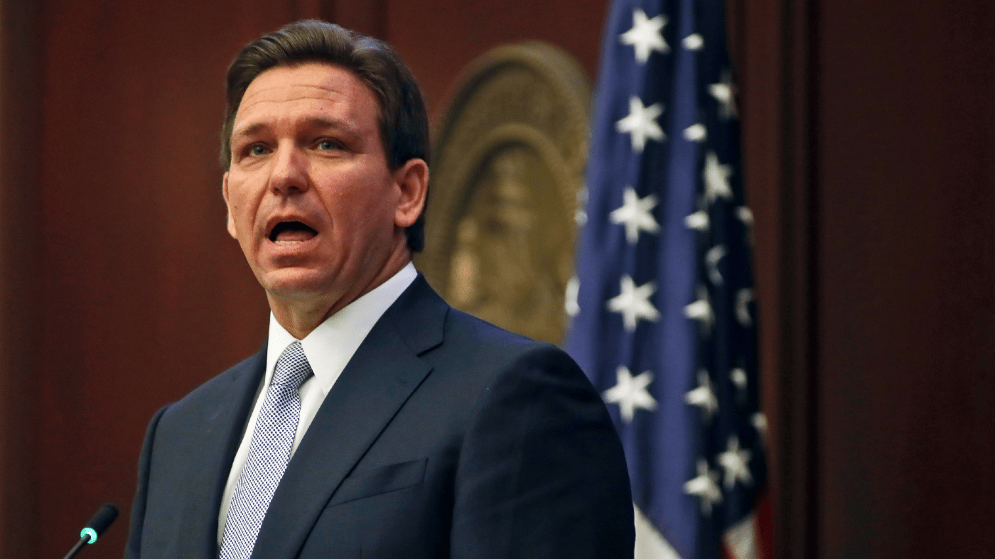 DeSantis alla destra di Trump: muro anti-migranti e stop allo Ius soli