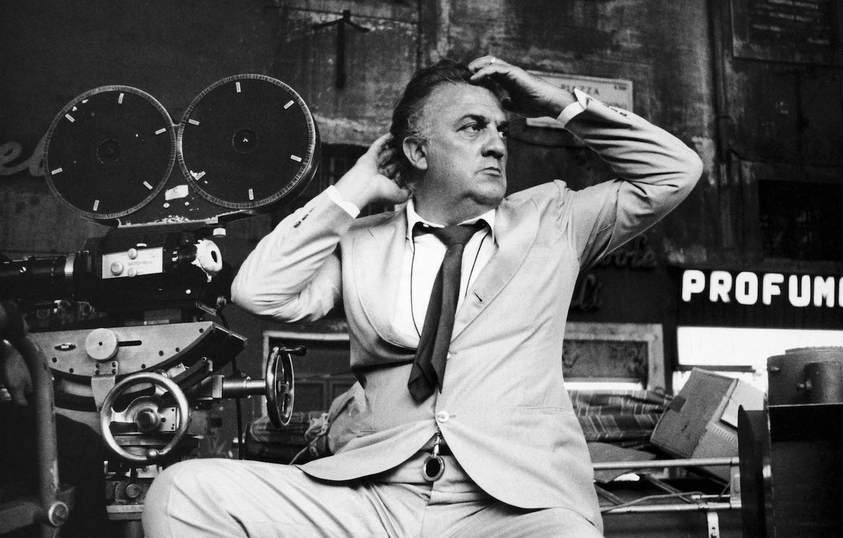 Omaggio a Fellini a 30 anni dalla morte: a Parma la mostra sul grande regista