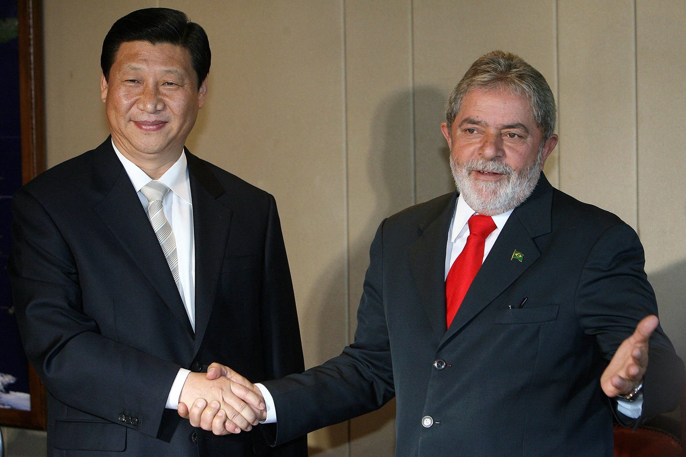 Lula domani volerà in Cina: "Non vediamo l'ora di lavorare insieme..."