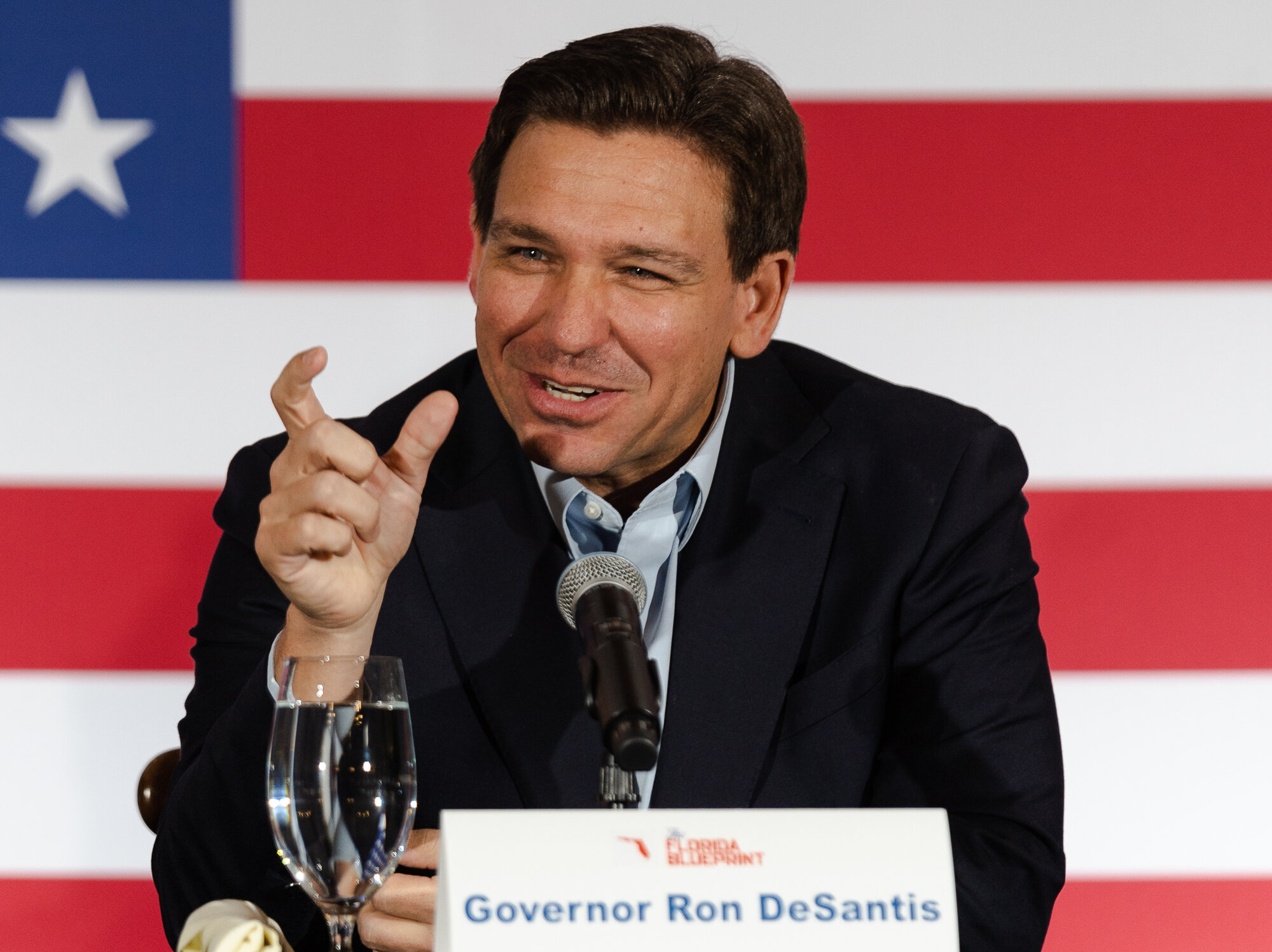 Sondaggi politici: DeSantis perde terreno su Trump