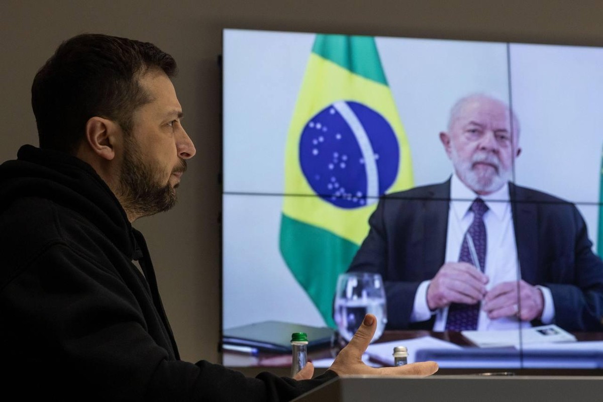 Il Brasile a Zelensky: "Kiev e Mosca facciano concessioni per un accordo di pace"