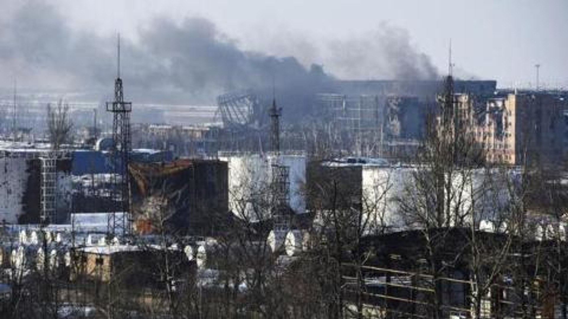 Le bombe russe danneggiano l'acquedotto di Donetsk: Mosca costretta a costruire nuove condutture Le bombe russe danneggiano l'acquedotto di Donetsk: Mosca costretta a costruire nuove condutture
