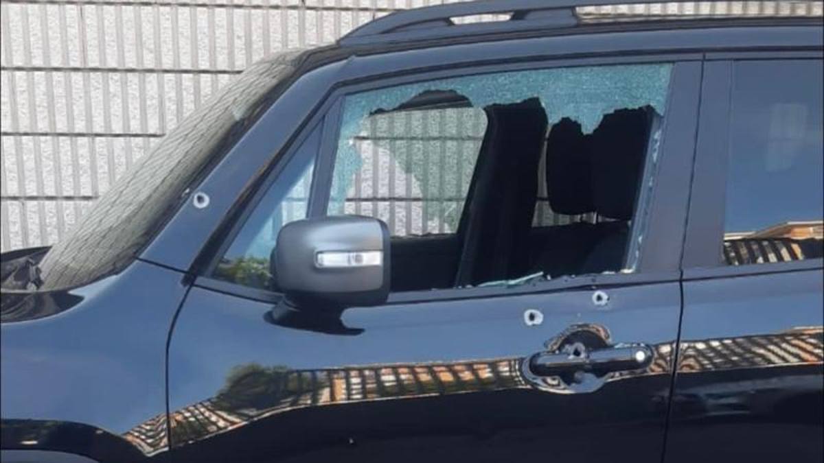 Spari contro l'auto del capitano del Foggia: i rossoneri avevano perso lo spareggio per la B