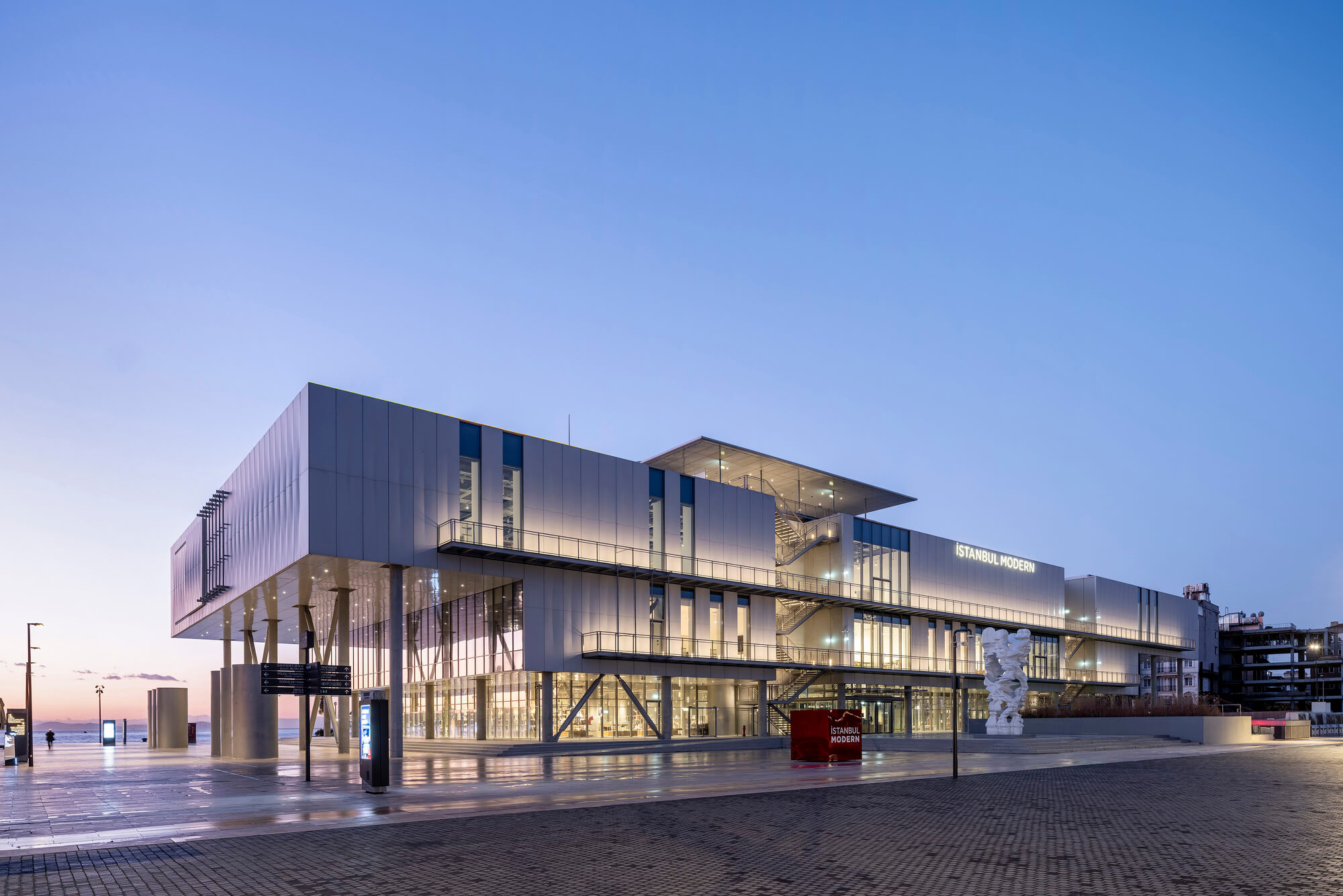 La nave volante dell’architetto Renzo Piano: Istanbul Modern