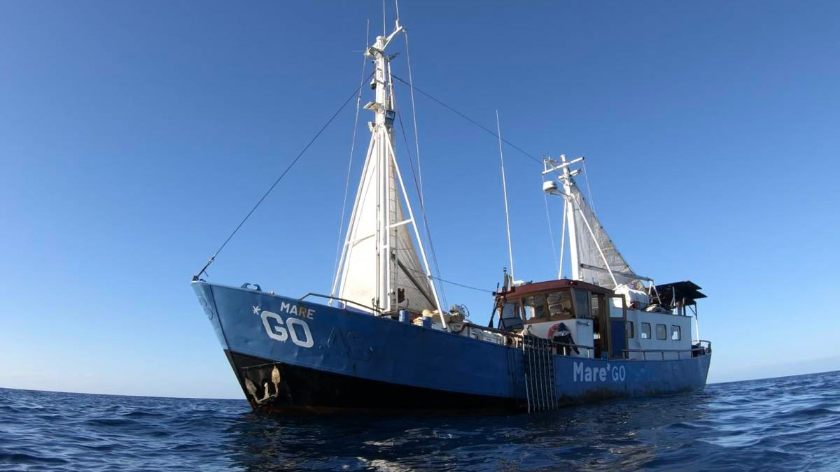 Migranti, la ong tedesca 'disubbidisce' alle autorità e sbarca a Lampedusa: ecco cosa è successo