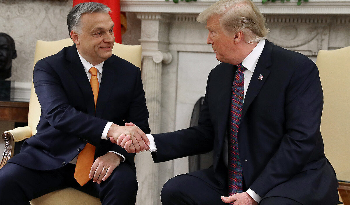 Orban tifa Trump e sostiene che solo il golpista mancato può fermare la guerra