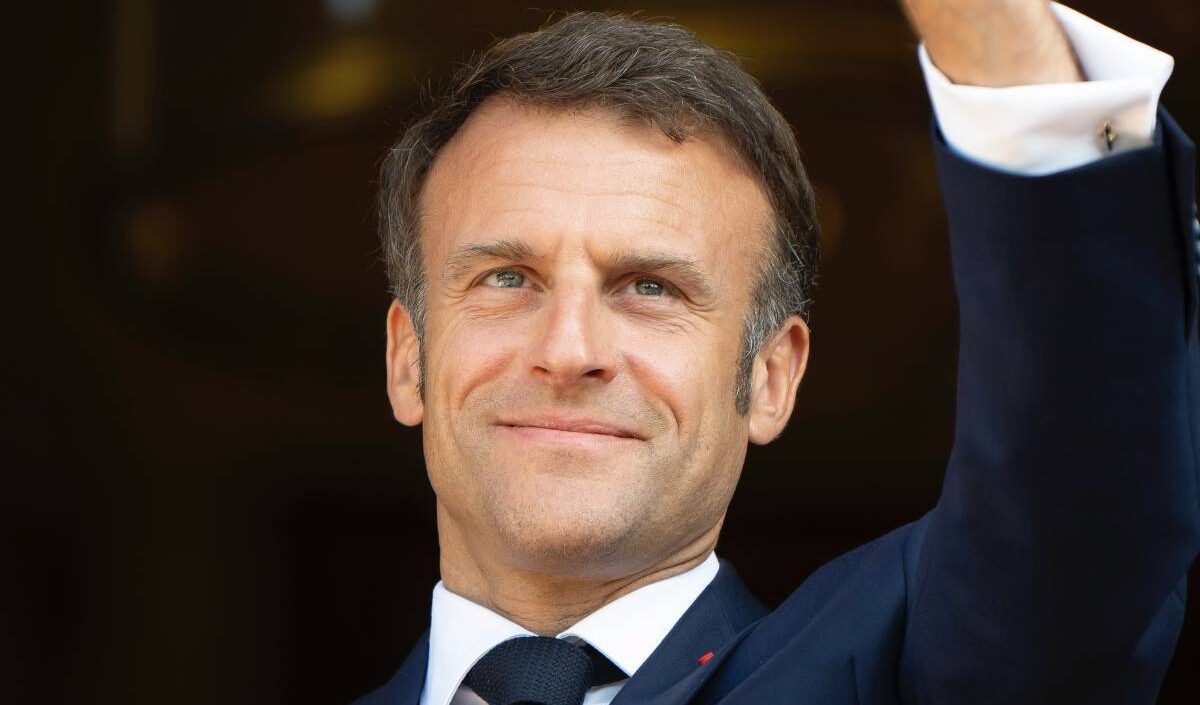 Ucraina, Macron non esclude in futuro l'invio delle truppe occidentali