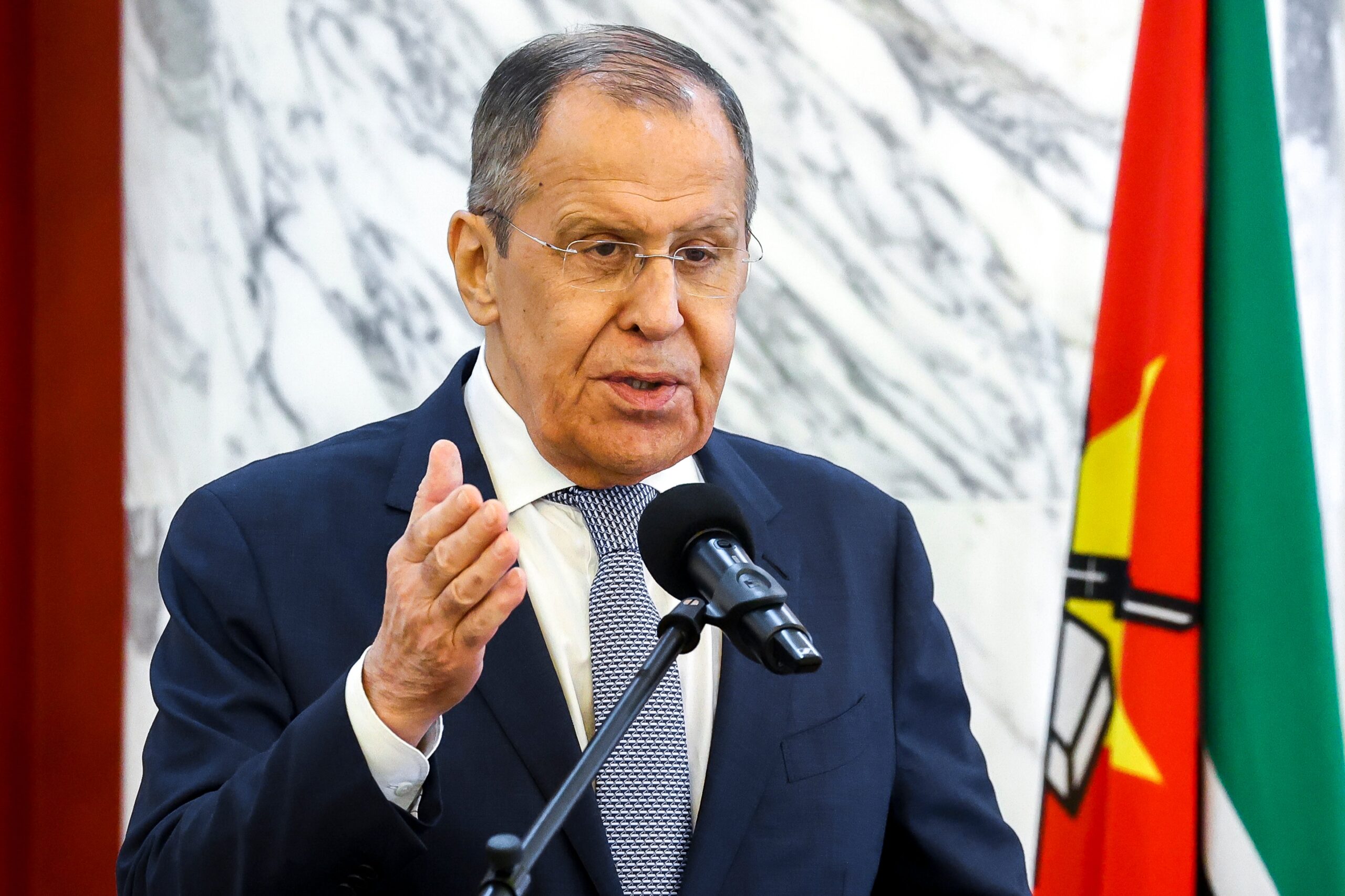 Per Lavrov la guerra in Ucraina è colpa dell'Occidente che vuole dominare Mosca