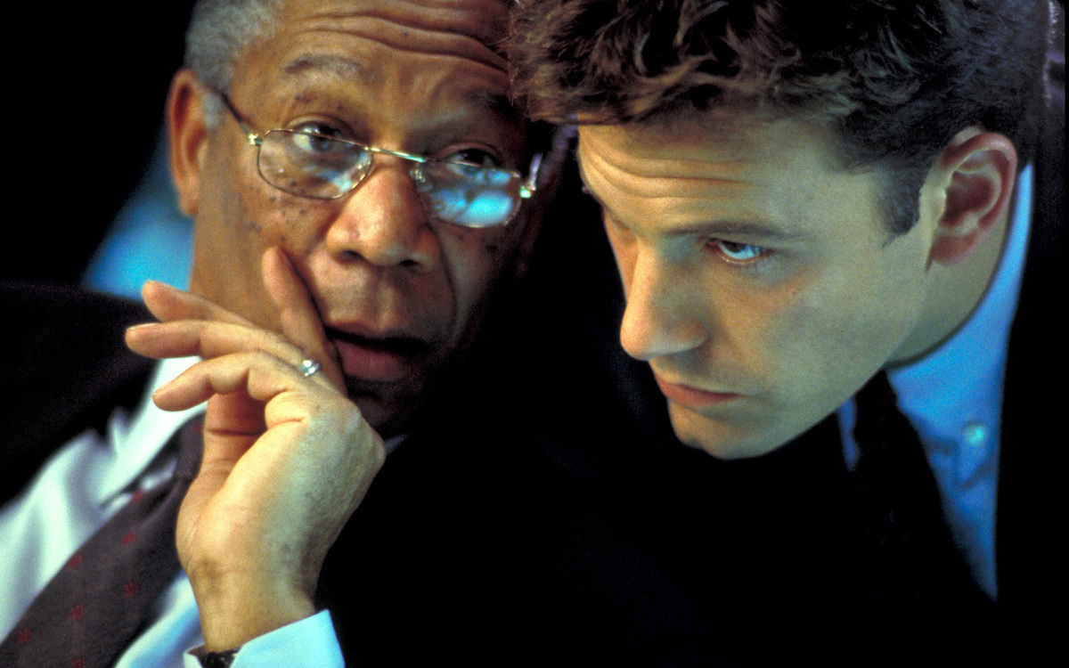 “Al vertice della tensione”, alle 21.30 su La7: la trama del film con Ben Affleck e Morgan Freeman