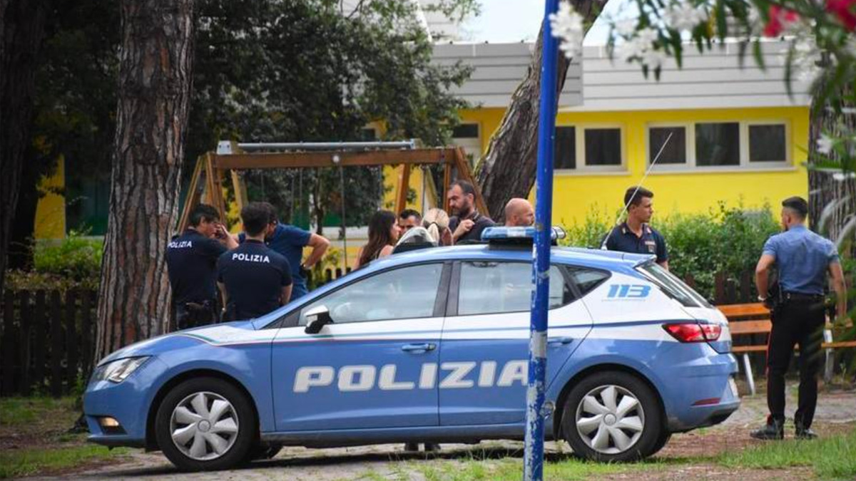 Si impicca nel cortile della scuola, sospesi gli esami di maturità